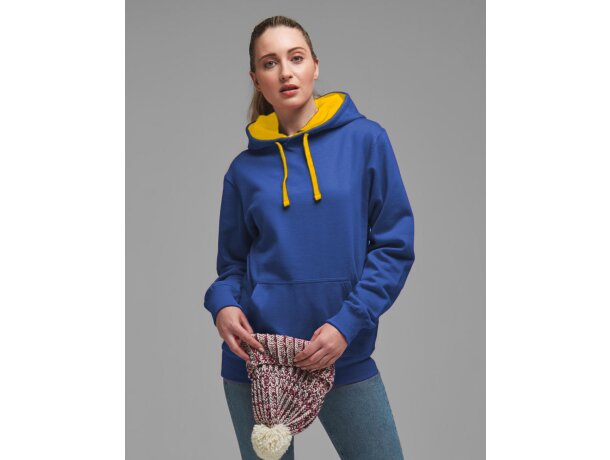 Sudadera con capucha combinada grabada