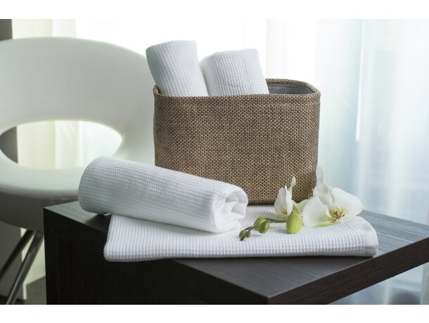 constance 70x140 Bath Towel