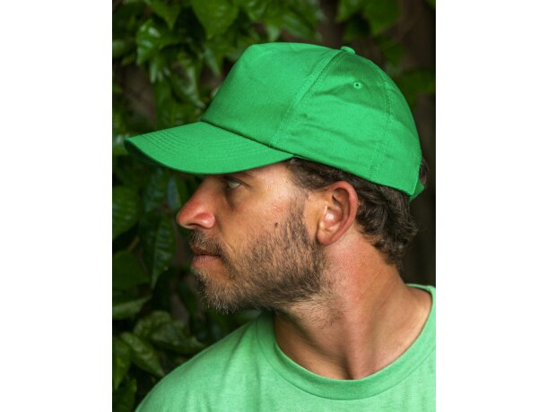 Gorra de poliester modelo sencillo con 5 paneles barata