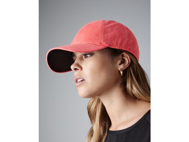 Gorra Seamless Performance Coral brezo detalle 2