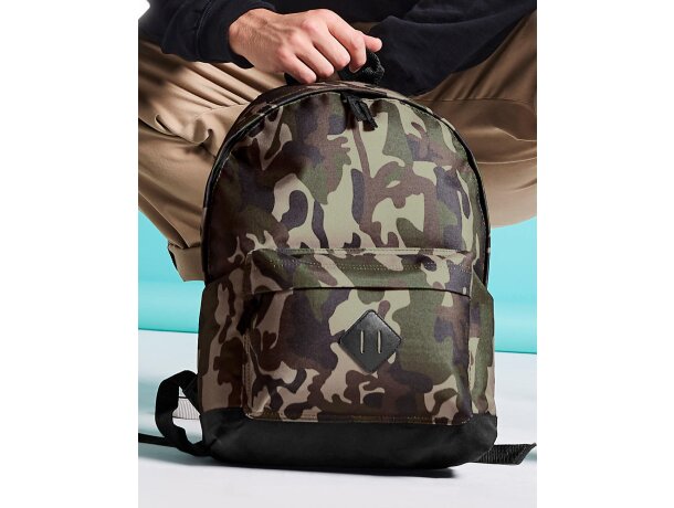 Mochila infantil correas acolchadas de poliéster Camuflaje jungla detalle 3