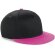 Gorra con diseño moderno snapback visera de color negro/rosa