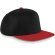 Gorra moderna de diseño con visera plana personalizada negro y rojo