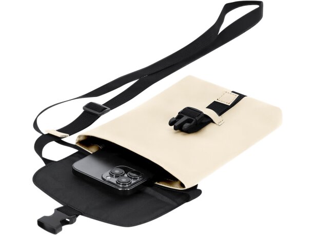 Bandolera Zurcix en PU con cierre de hebilla y cinta ajustable detalle 5