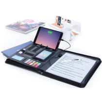Carpeta negra con power bank personalizada Carpeta negra con power bank personalizada
