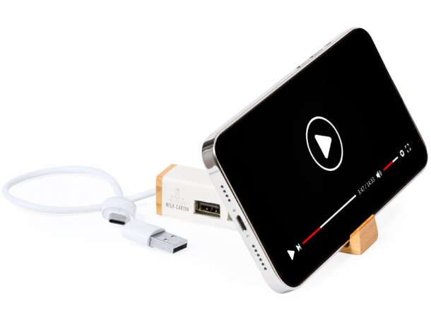 Puerto USB Kartip con materiales reciclados y bambú detalle 4