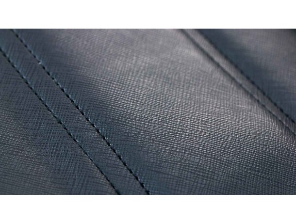 Bandolera en polipiel para tablet detalle 3