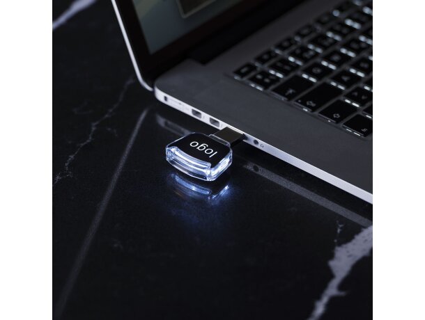 USB 16GB con diseño corporativo moderno y premium Novuk personalizado