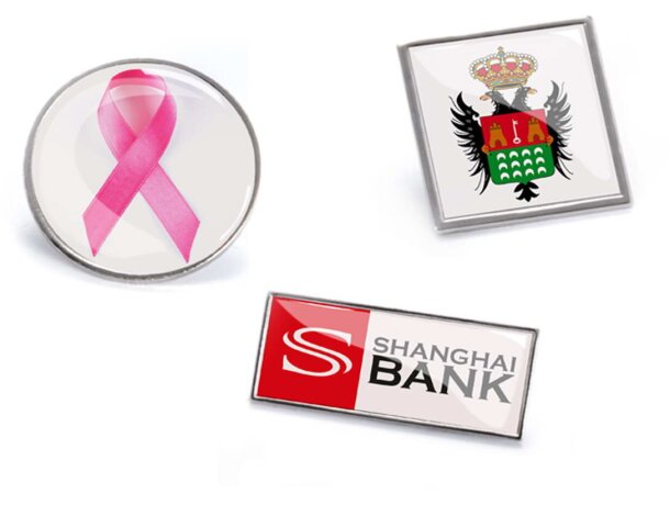 Pin Batler de metal con acabado resina Pin Batler de metal con acabado resina