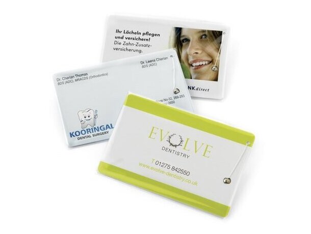 Hilo dental de fabricación especial en tarjeta a todo color Hilo dental de fabricación especial en tarjeta a todo color